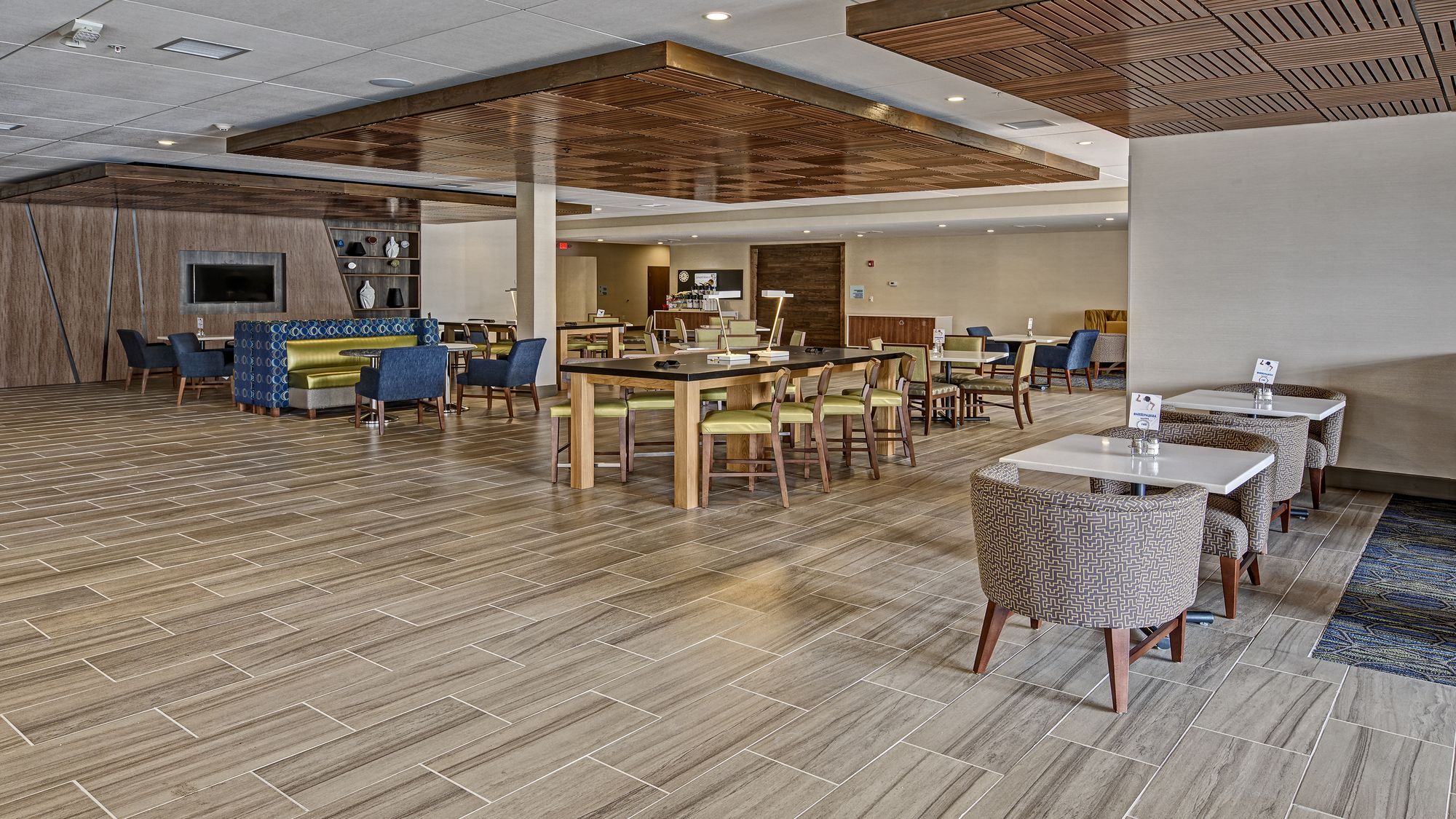 Holiday Inn Express Louisville Airport Expo Center