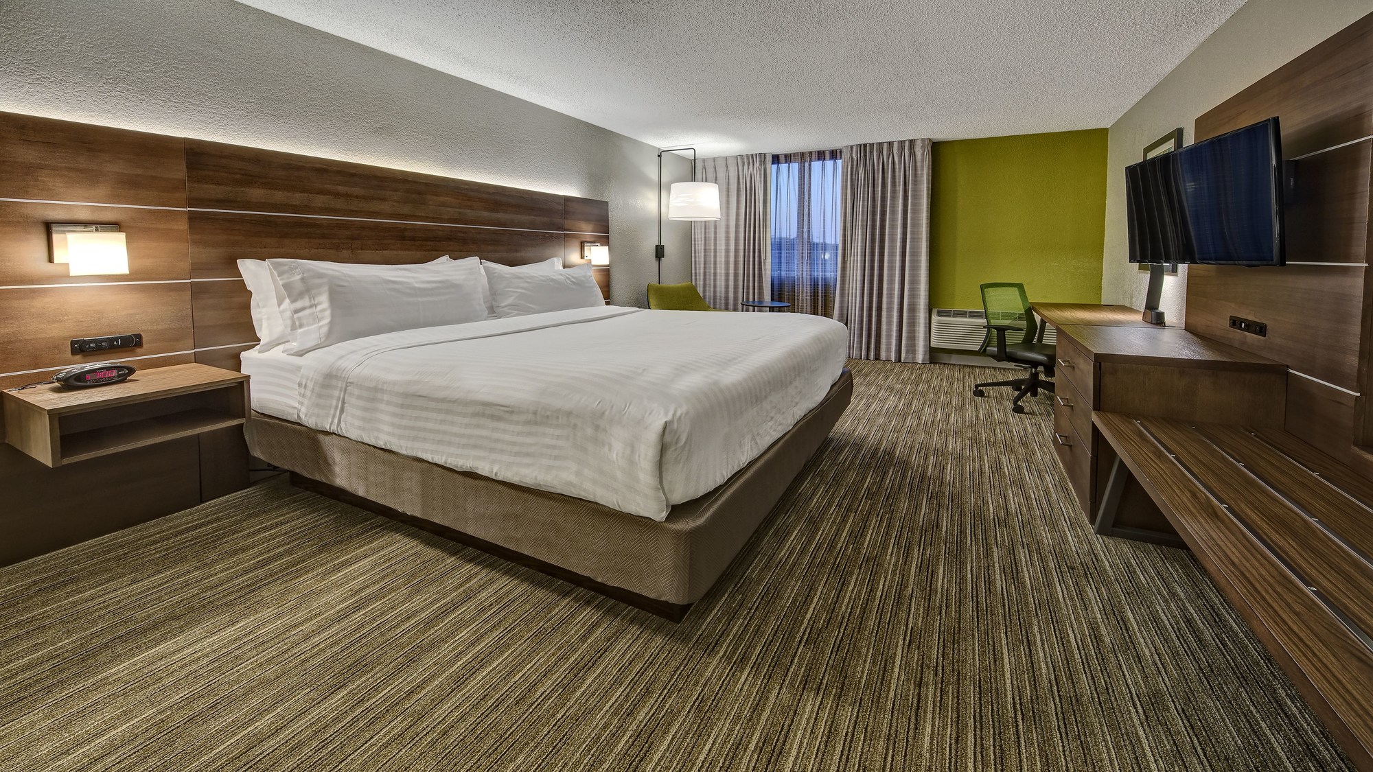 Holiday Inn Express Louisville Airport Expo Center