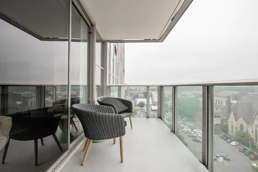 800 Tower City Club Apartments