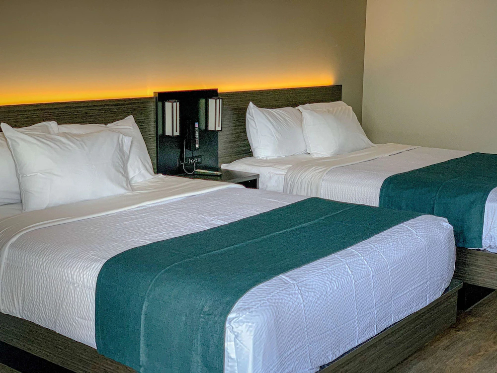 Motel 6 Louisville Kentucky Airport Fair Expo