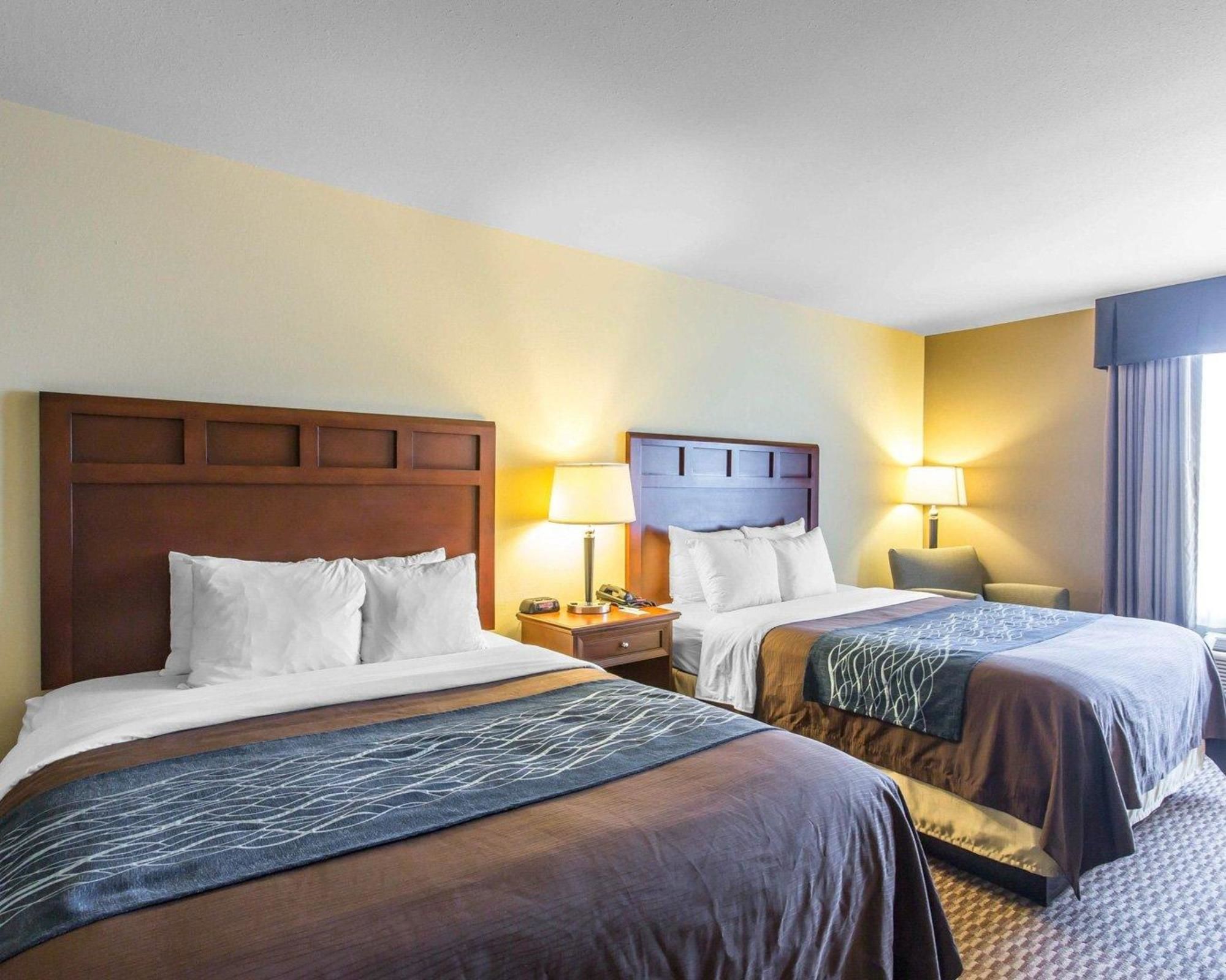 Comfort Inn & Suites