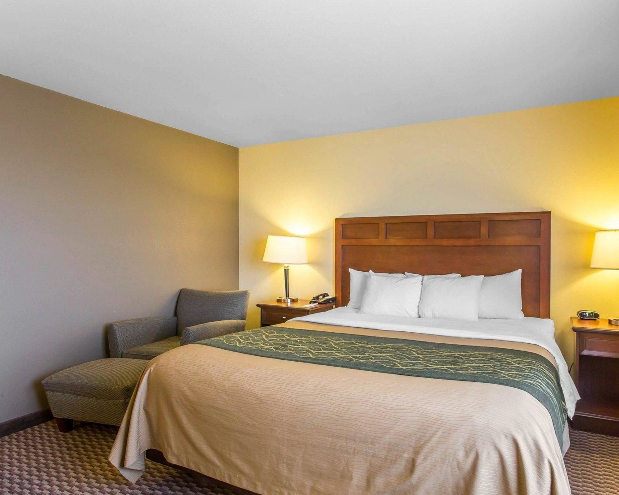 Comfort Inn & Suites