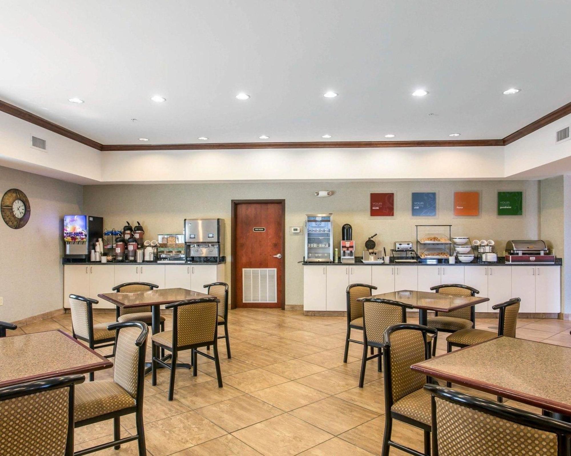 Comfort Inn & Suites