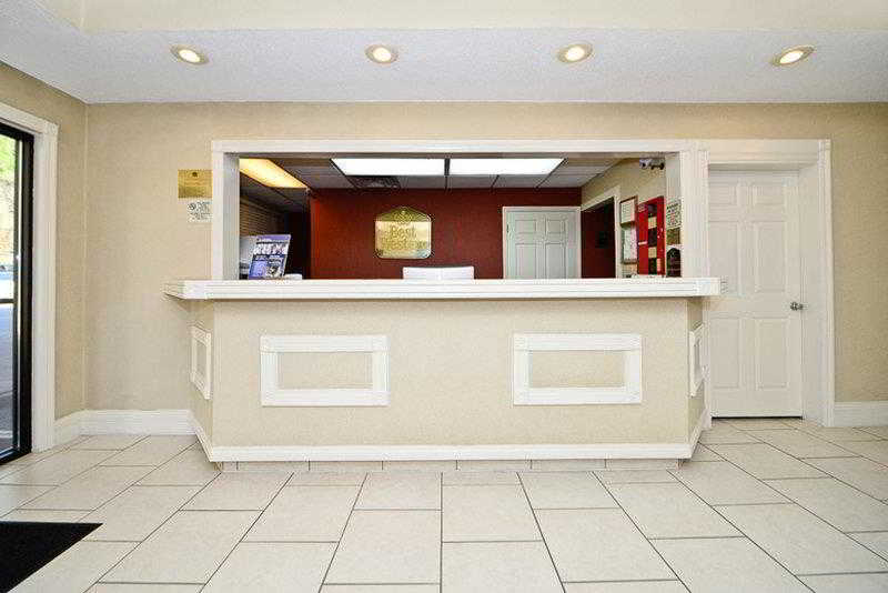 Manchester Heritage Inn And Suites