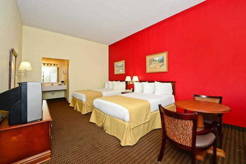 Manchester Heritage Inn And Suites