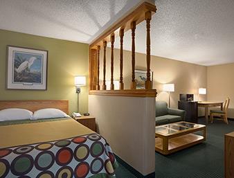 Super 8 by Wyndham Mayfield