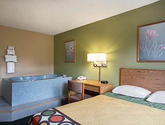 Super 8 by Wyndham Mayfield