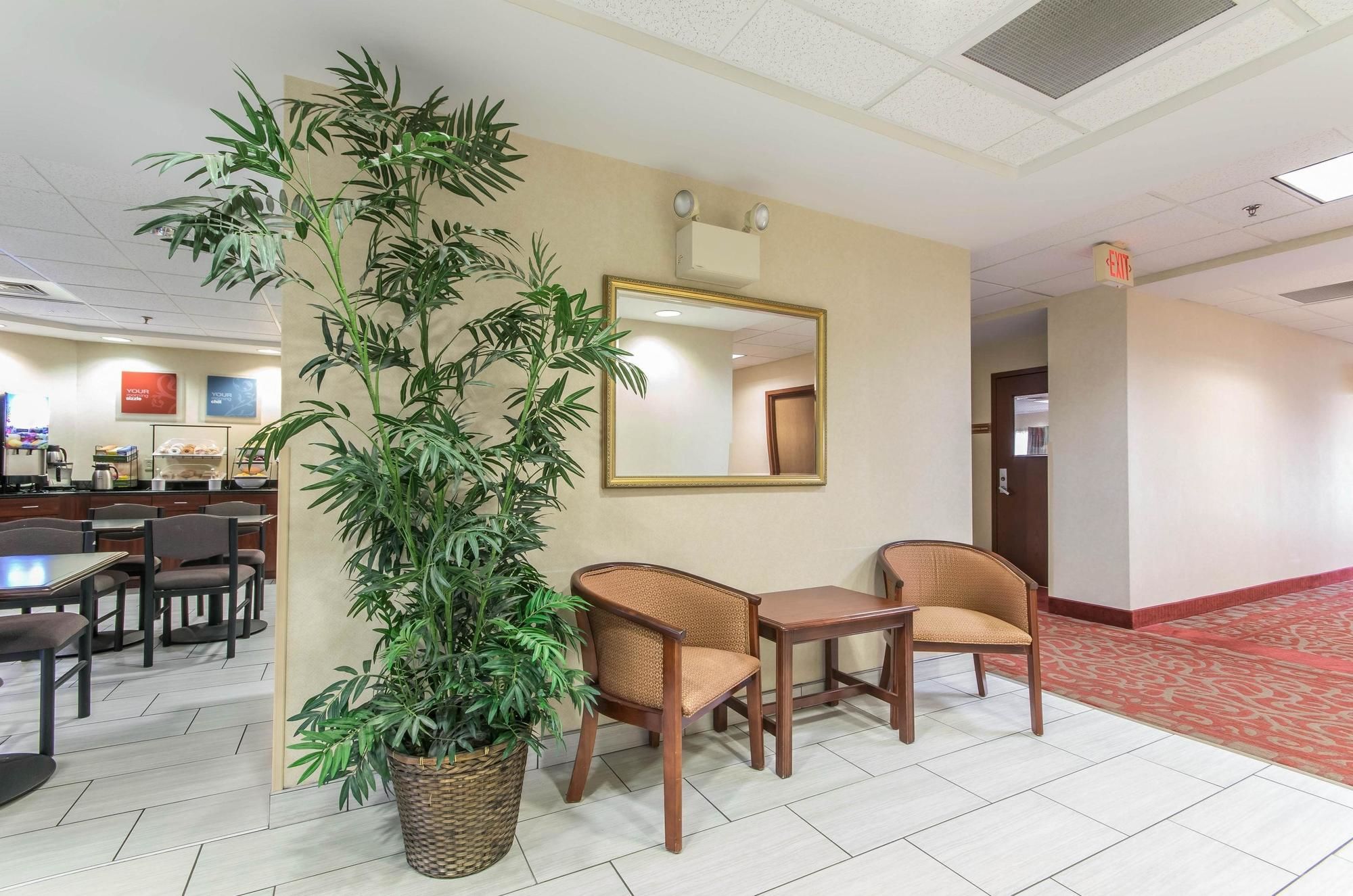 Comfort Inn & Suites