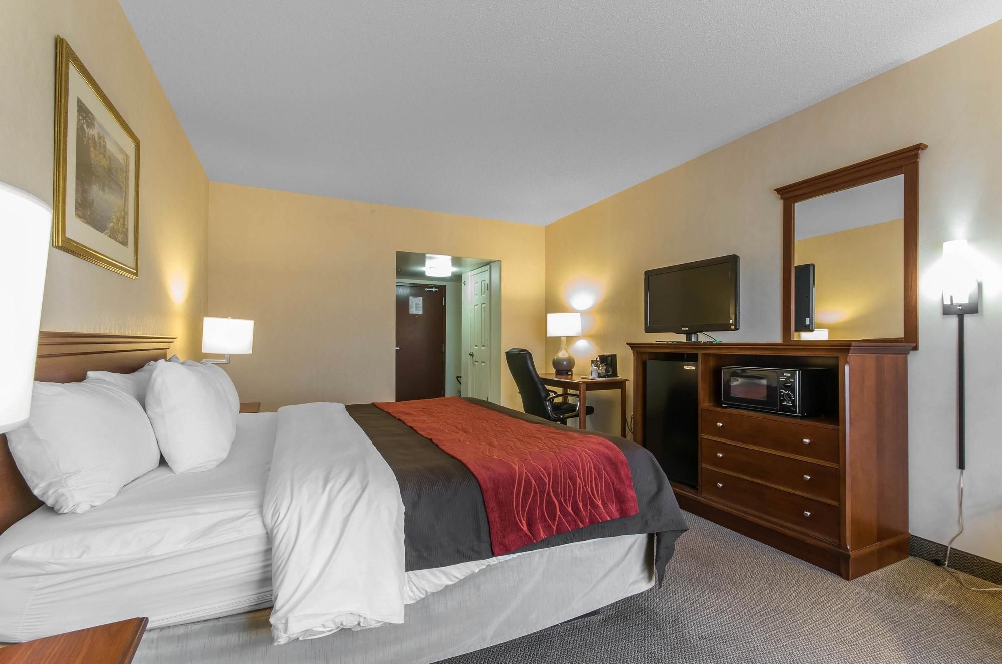 Comfort Inn & Suites