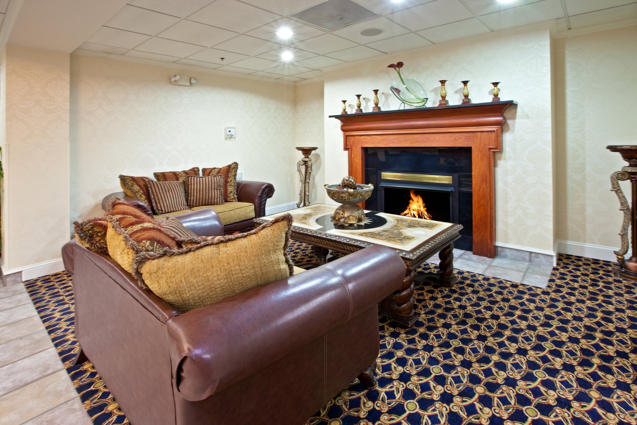 Holiday Inn Express & Suites Murray