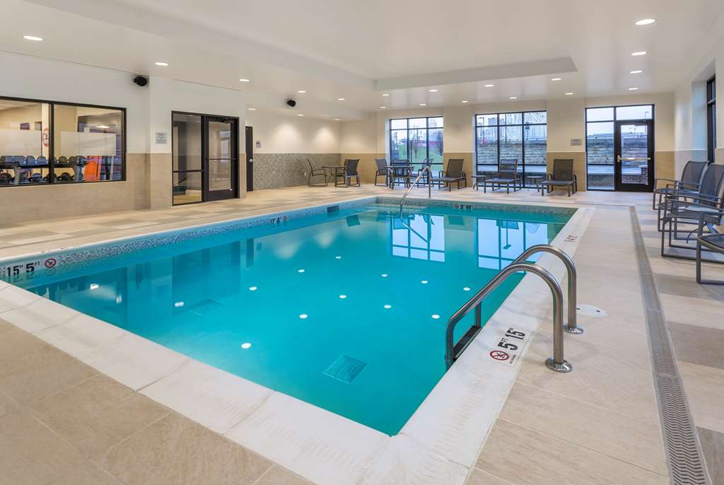 Hampton Inn & Suites Newport/Cincinnati
