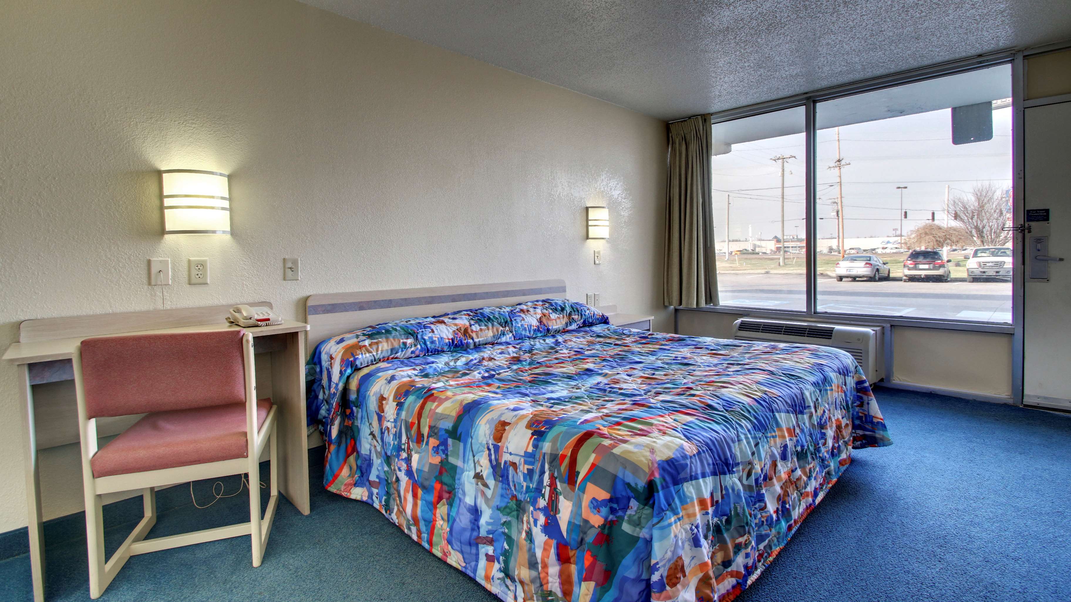 Econo Lodge Paducah West I-24