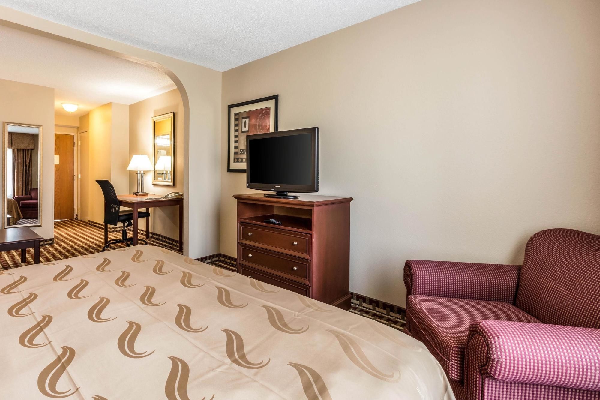 Quality Suites