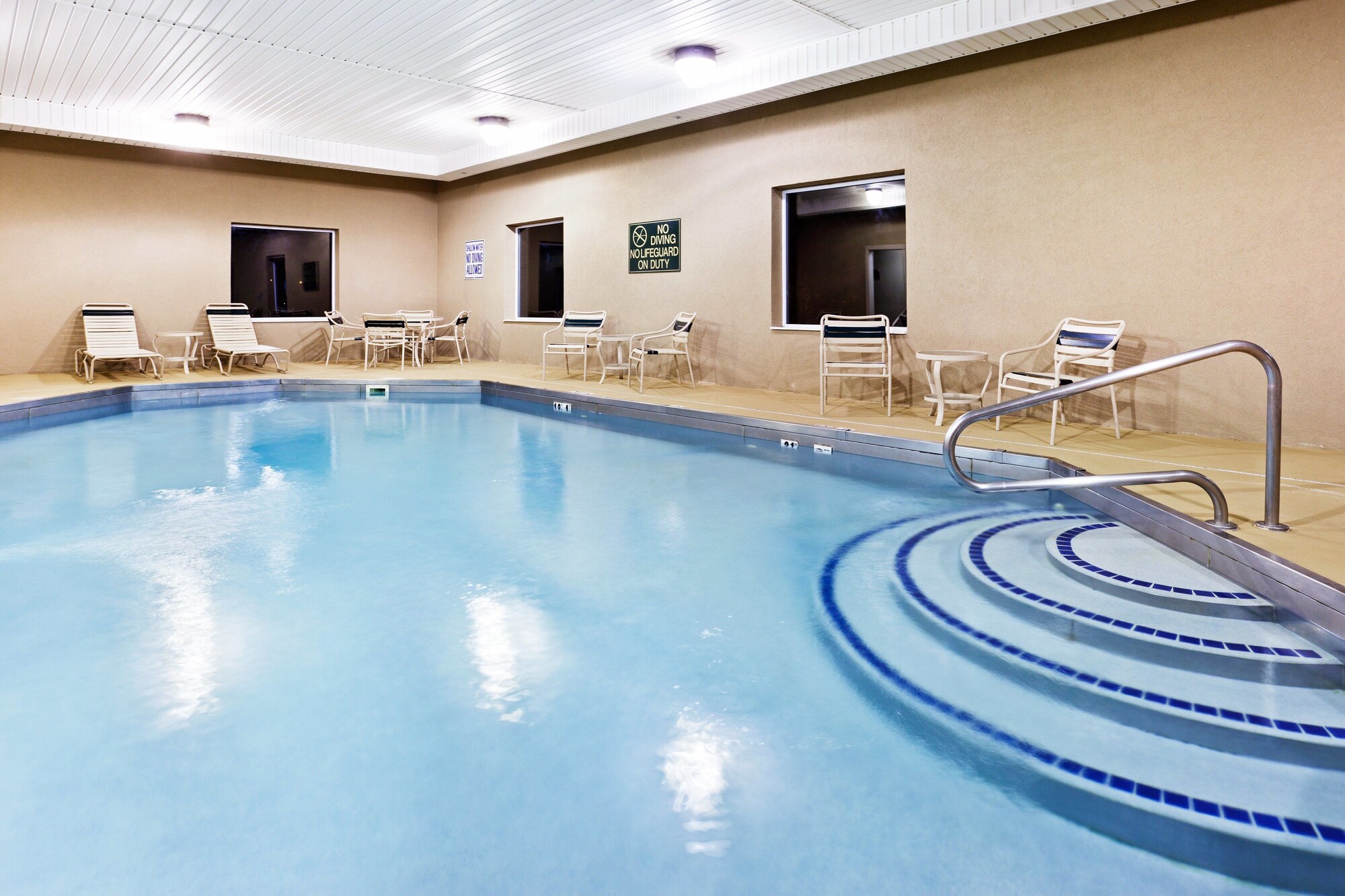 Holiday Inn Express Hotel & Suites Pikeville