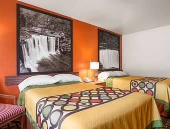 Super 8 by Wyndham Prestonsburg