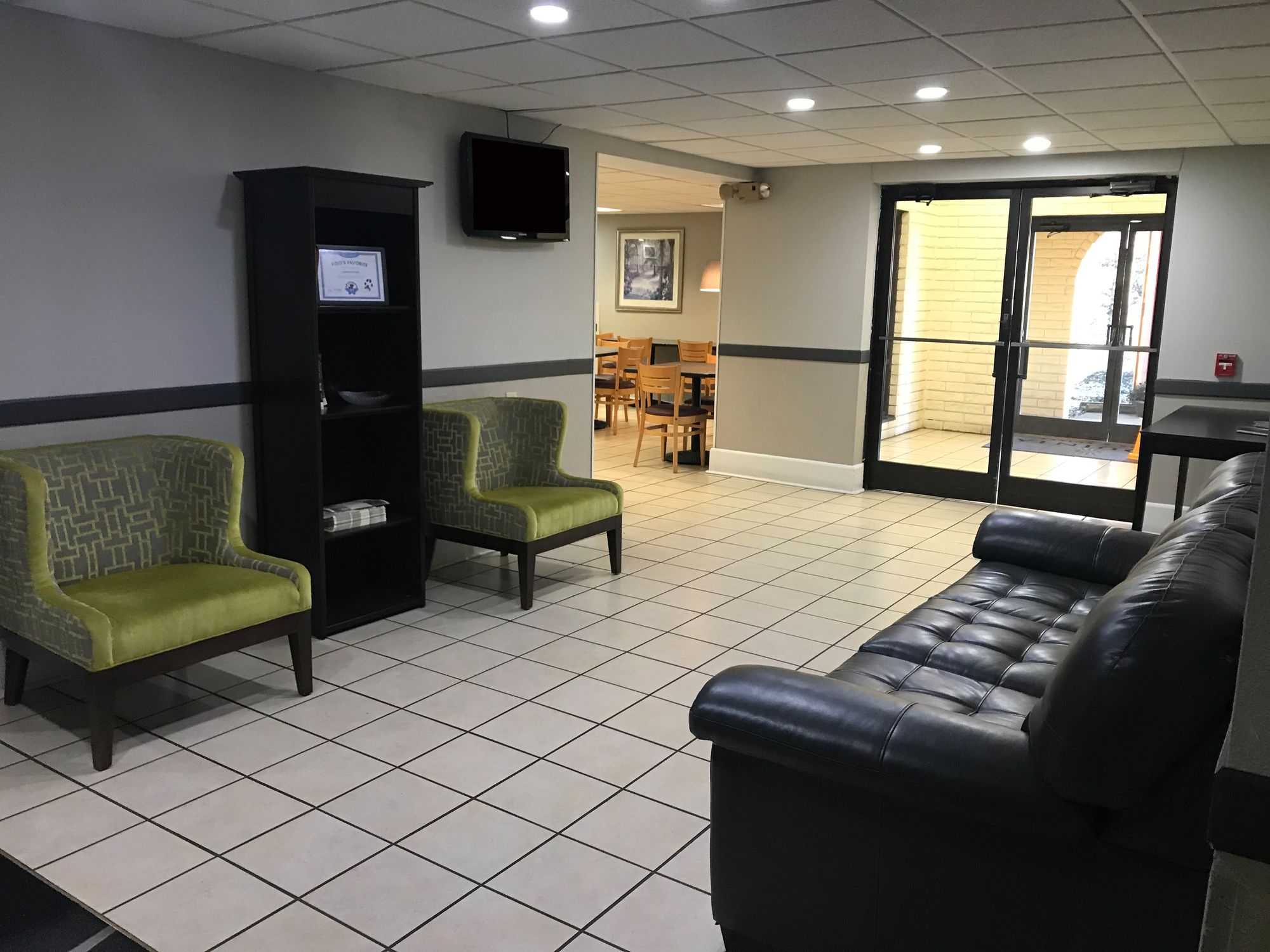 Clarion Inn