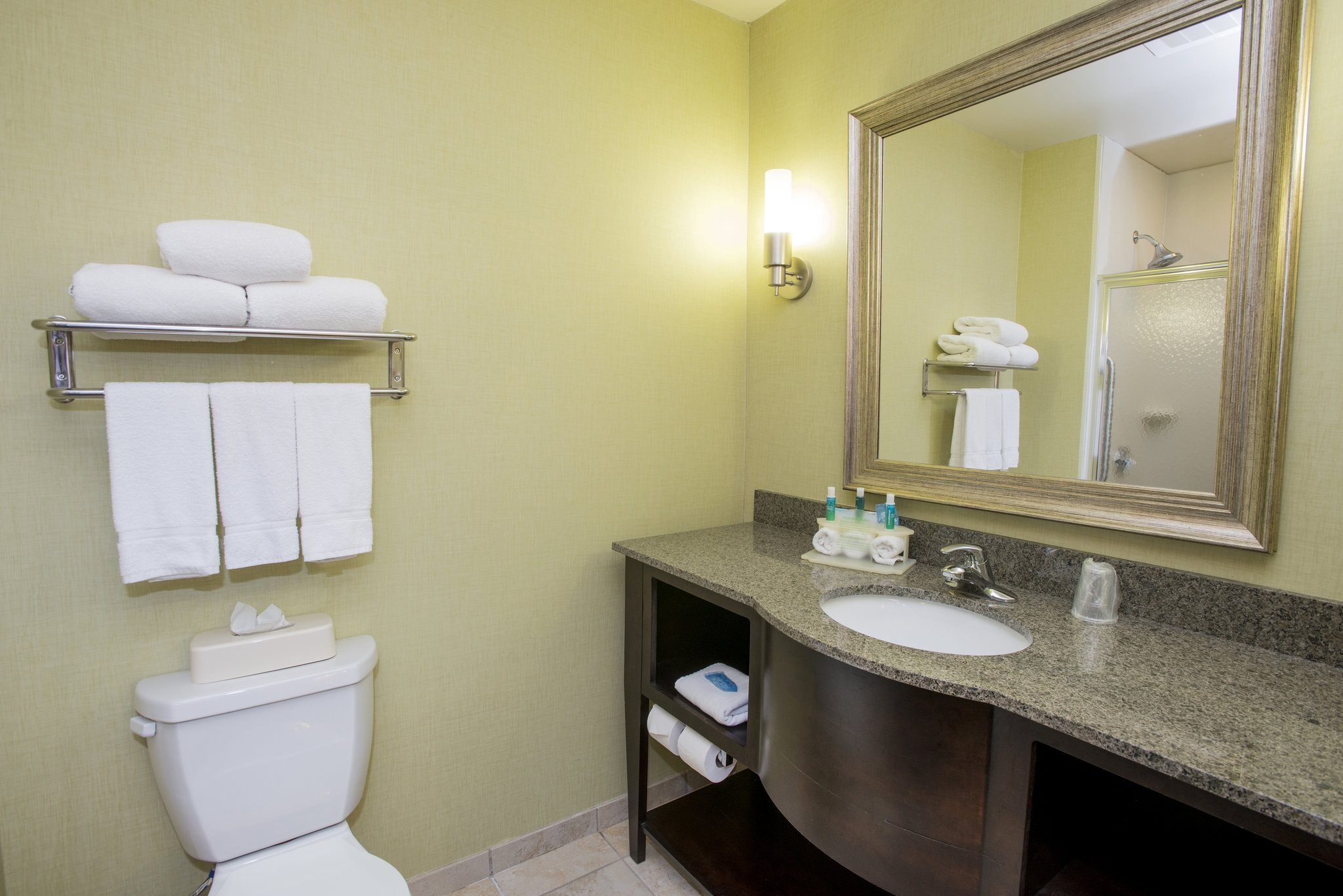 Holiday Inn Express Hotel & Suites Richwood - Cincinnati South