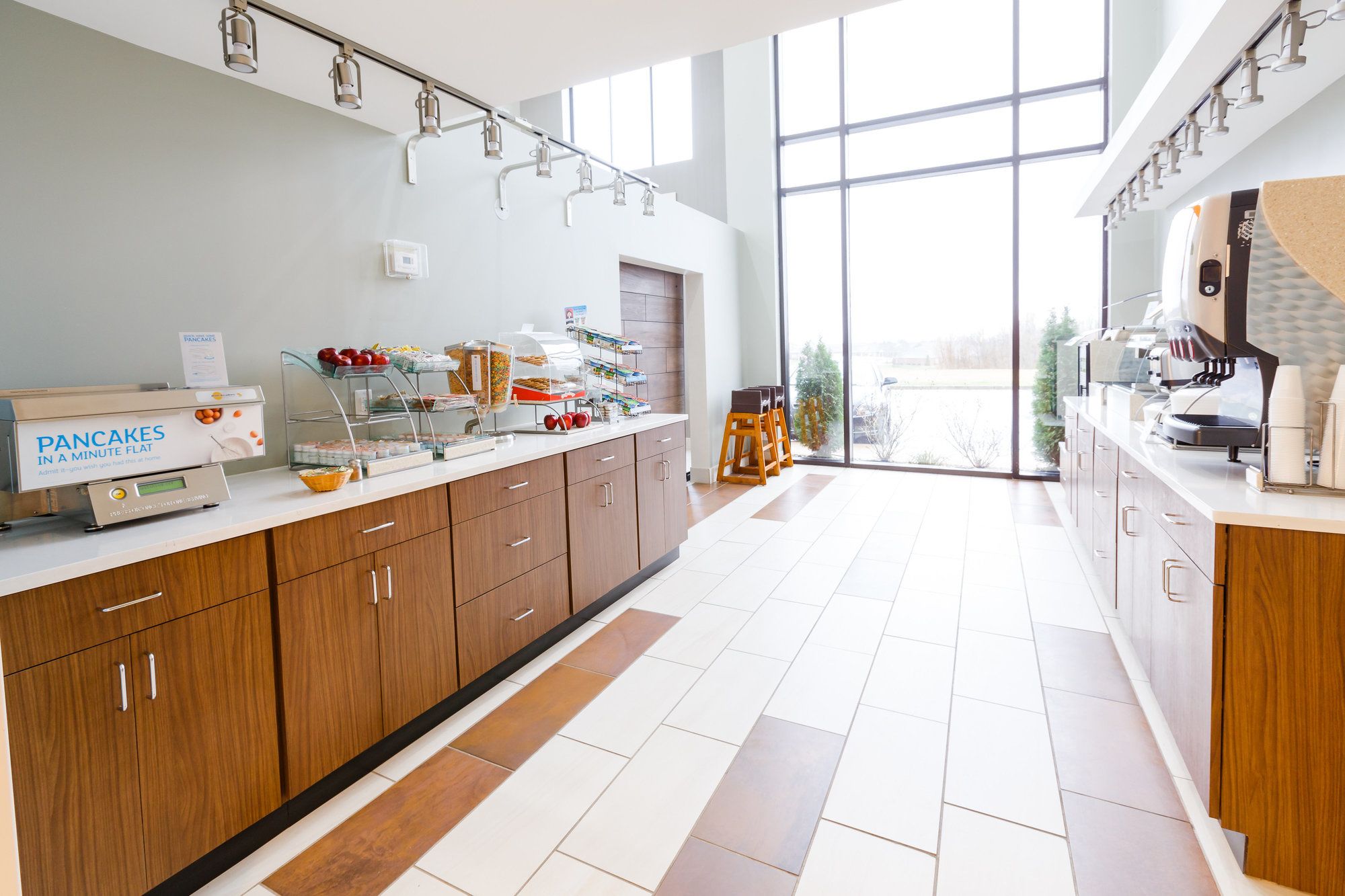 Holiday Inn Express & Suites Shelbyville
