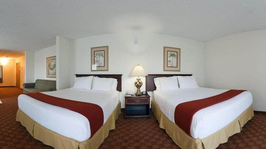 Holiday Inn Express & Suites Shelbyville
