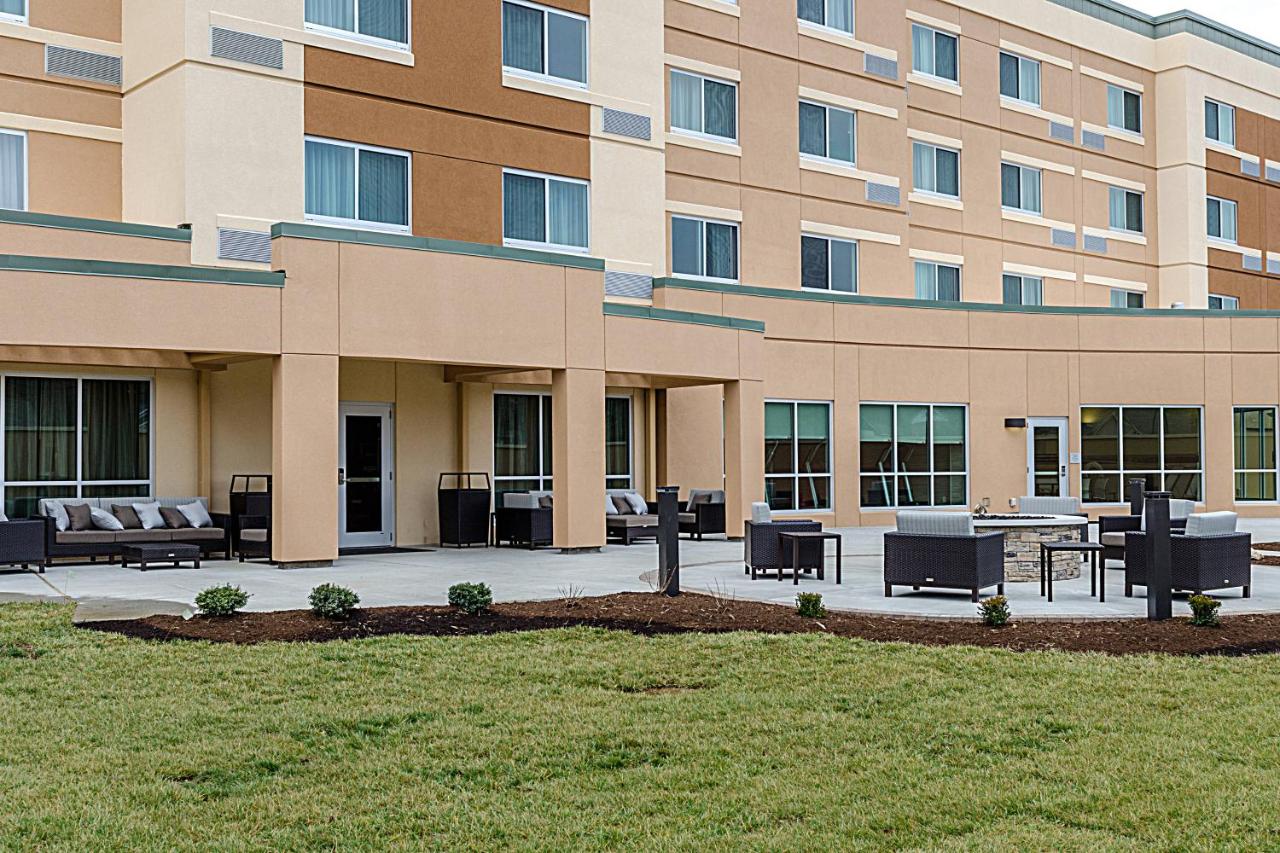 Courtyard Somerset