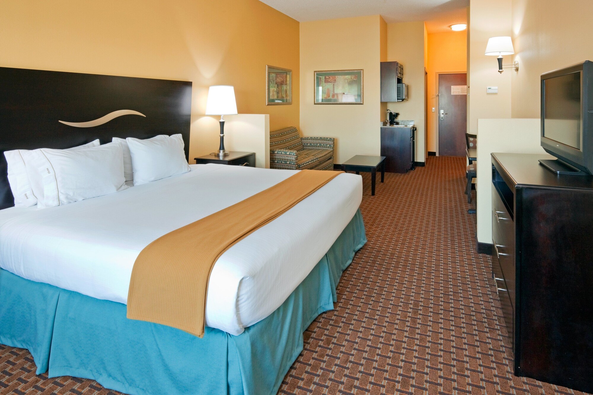 Holiday Inn Express Hotel & Suites Somerset Central