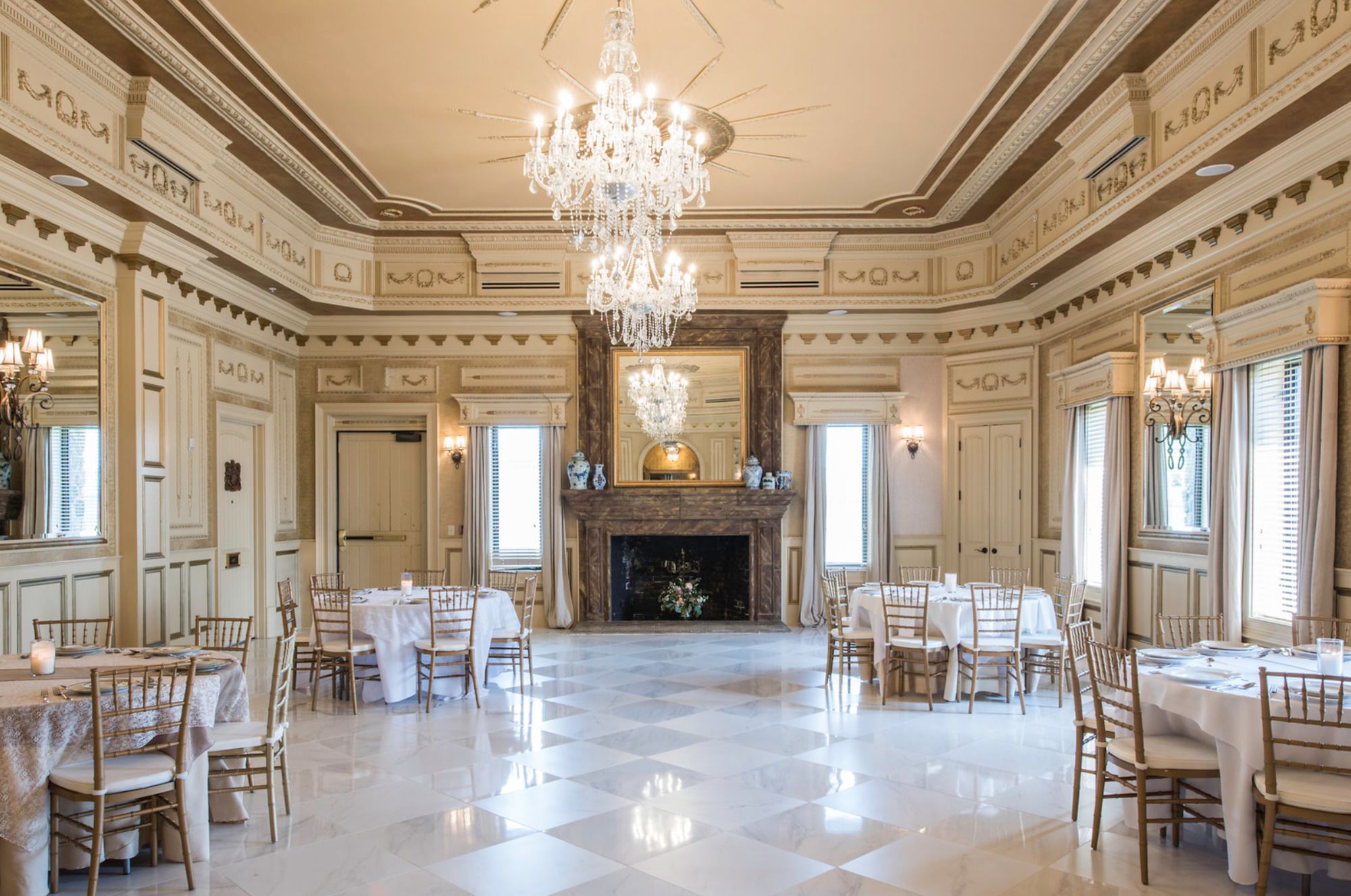 Kentucky Castle Hotel