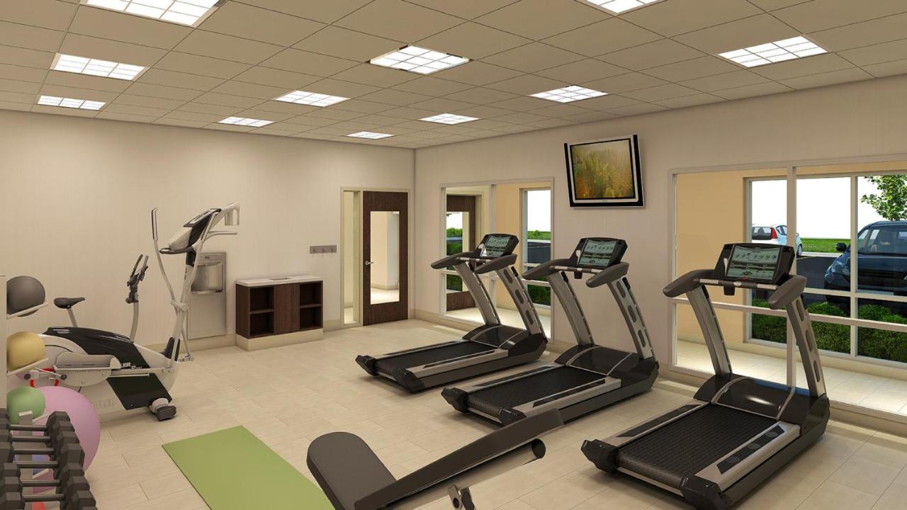 Holiday Inn Express & Suites Lexington W Versailles