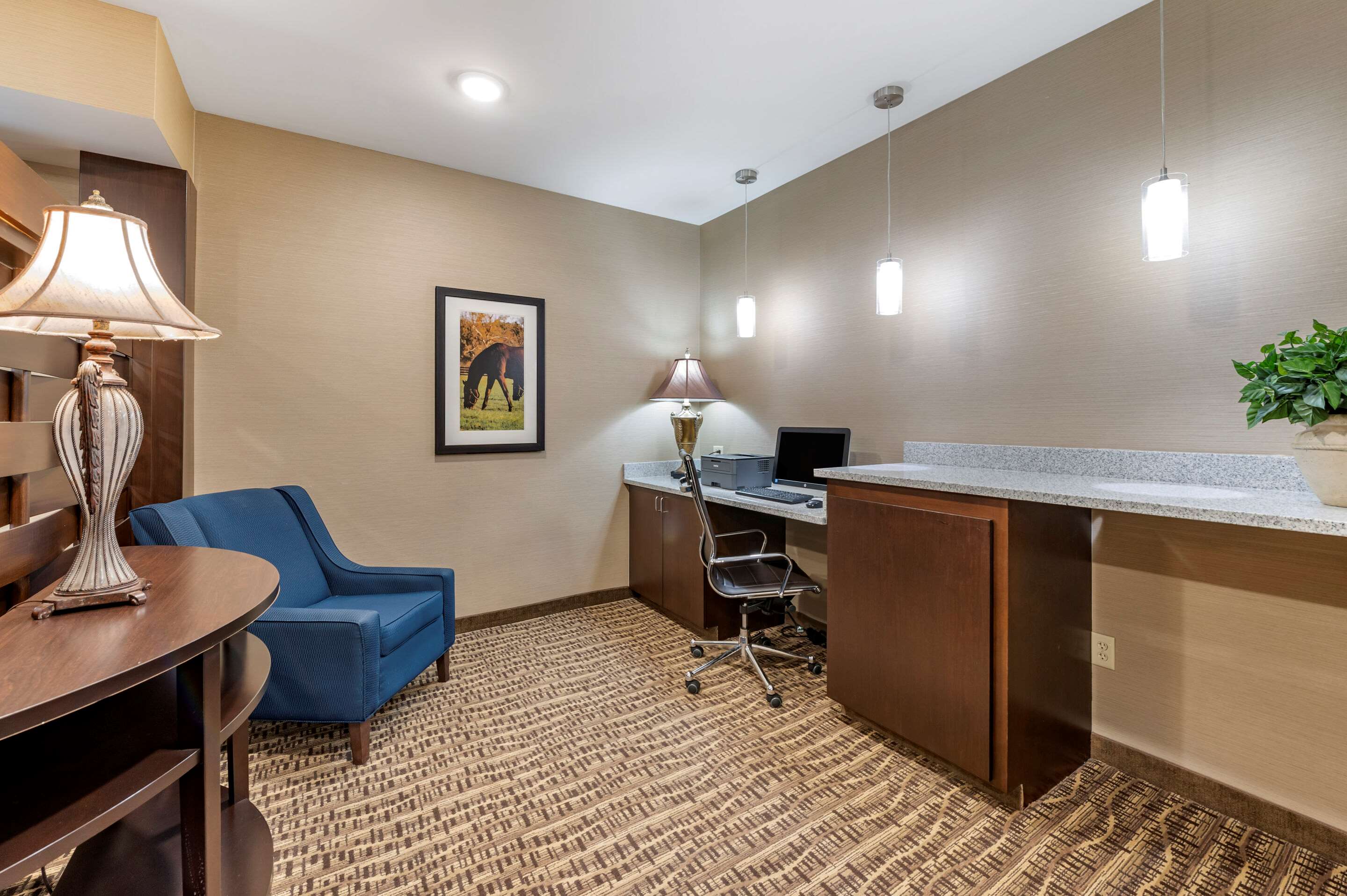 Comfort Inn & Suites Northern Kentucky