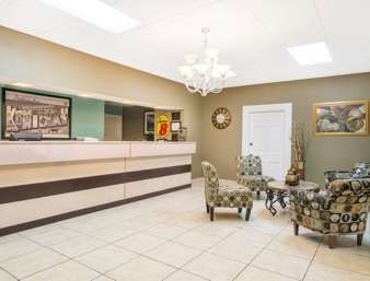 Super 8 by Wyndham Williamsburg
