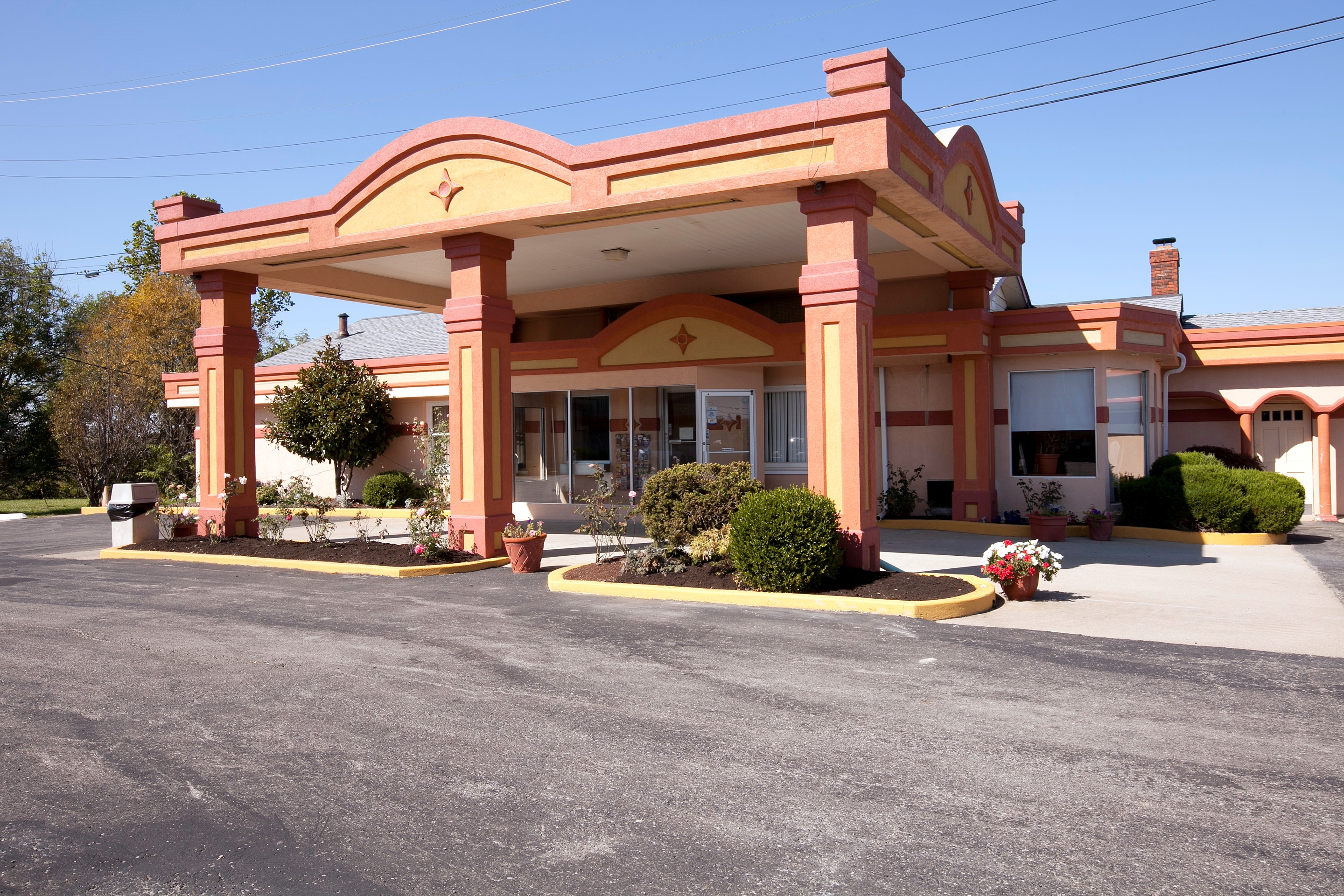 Americas Best Value Inn & Suites