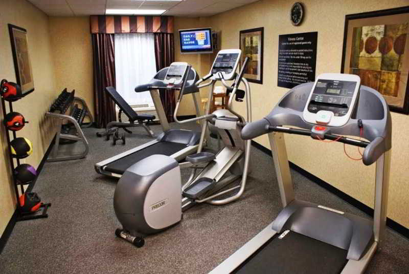 Hampton Inn & Suites Alexandria