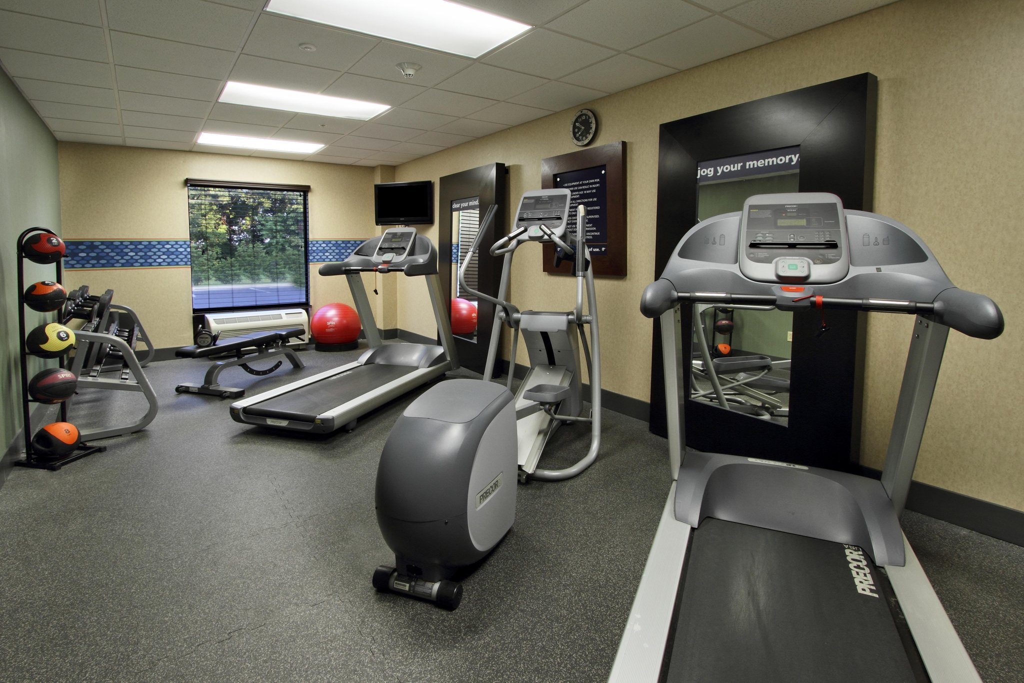 Hampton Inn & Suites Alexandria