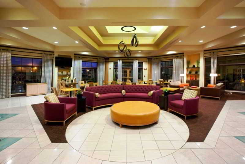 La Quinta Inn & Suites by Wyndham Alexandria Airport