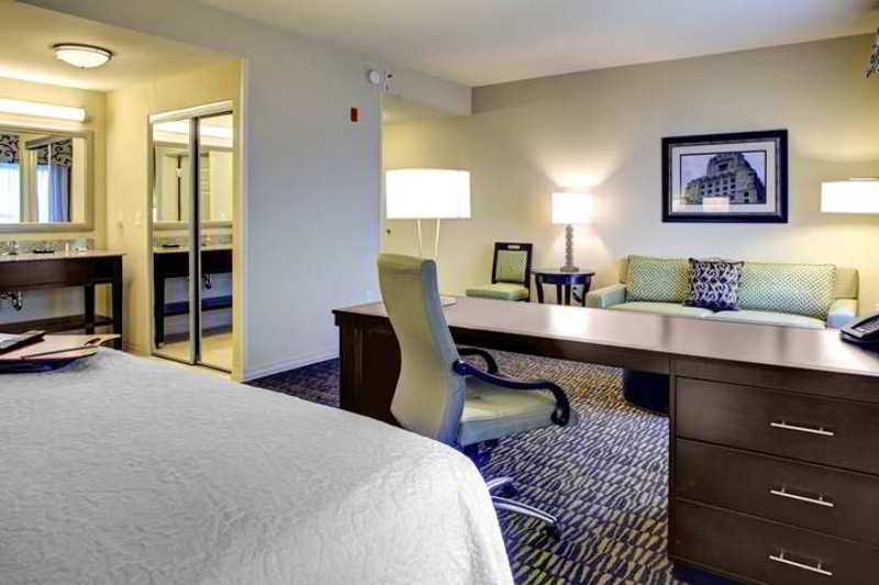 Hampton Inn And Suites Baton Rouge
