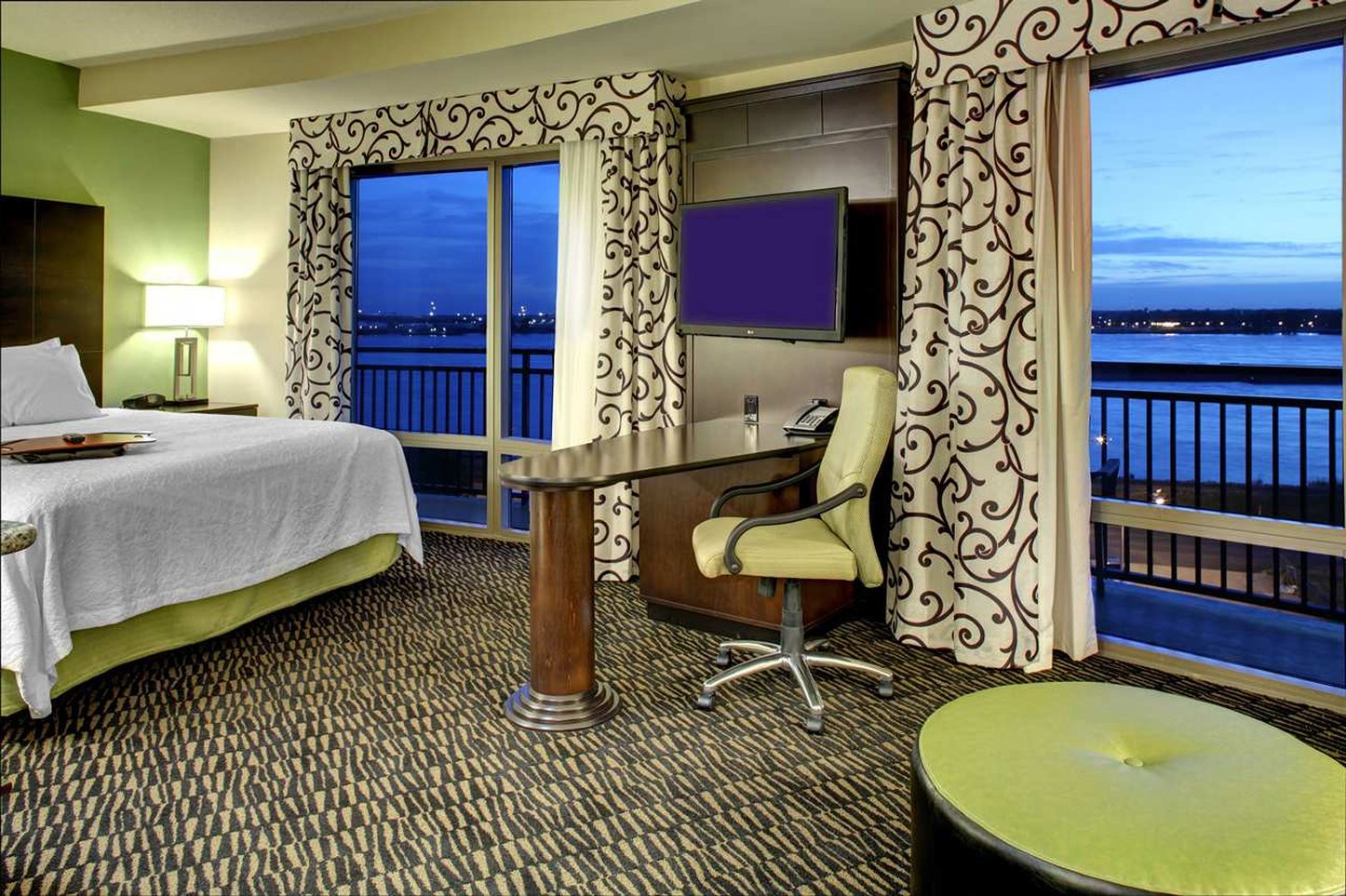 Hampton Inn And Suites Baton Rouge