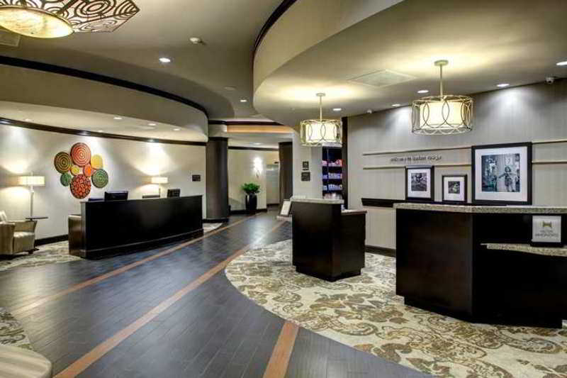 Hampton Inn And Suites Baton Rouge