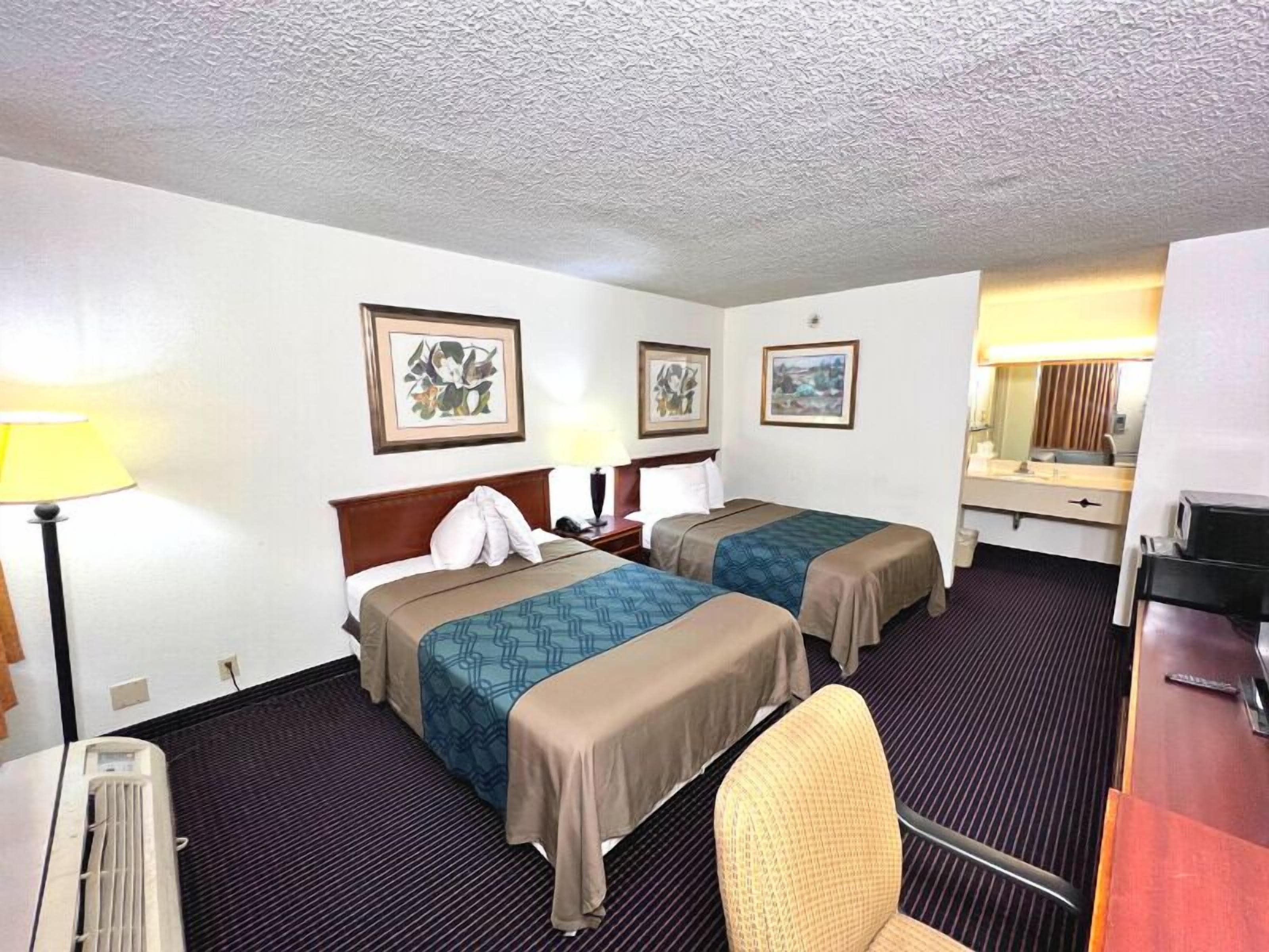Heritage Inn And Suites