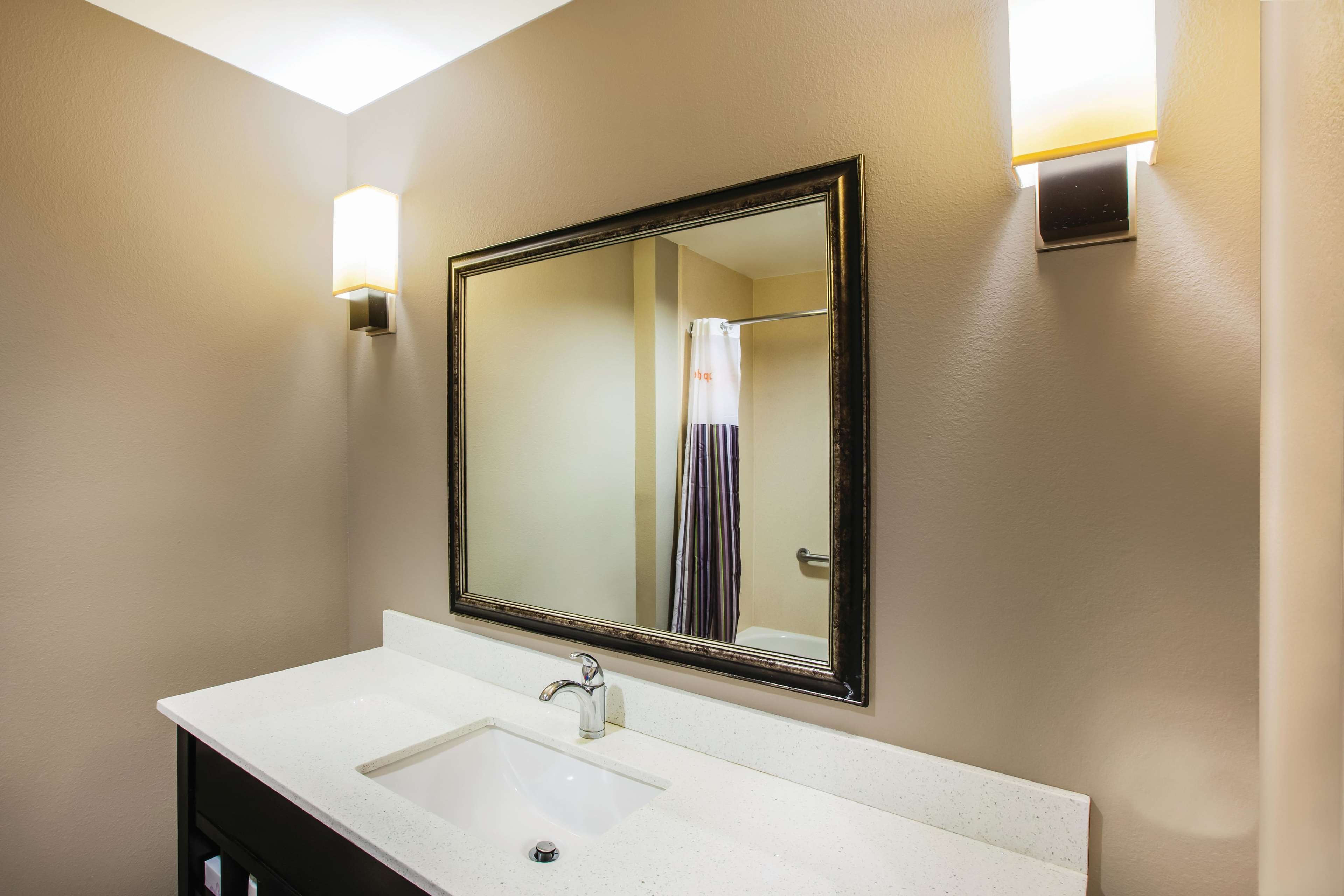 La Quinta Inn & Suites by Wyndham Baton Rouge Denham Springs