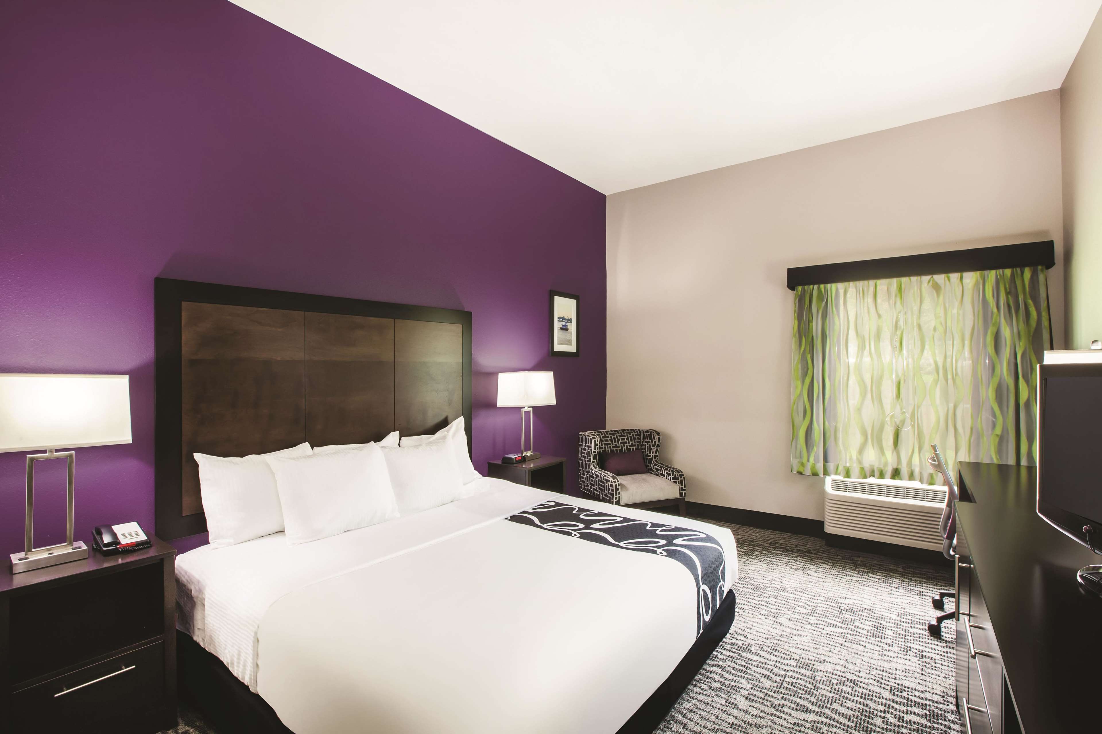 La Quinta Inn & Suites by Wyndham Baton Rouge Denham Springs