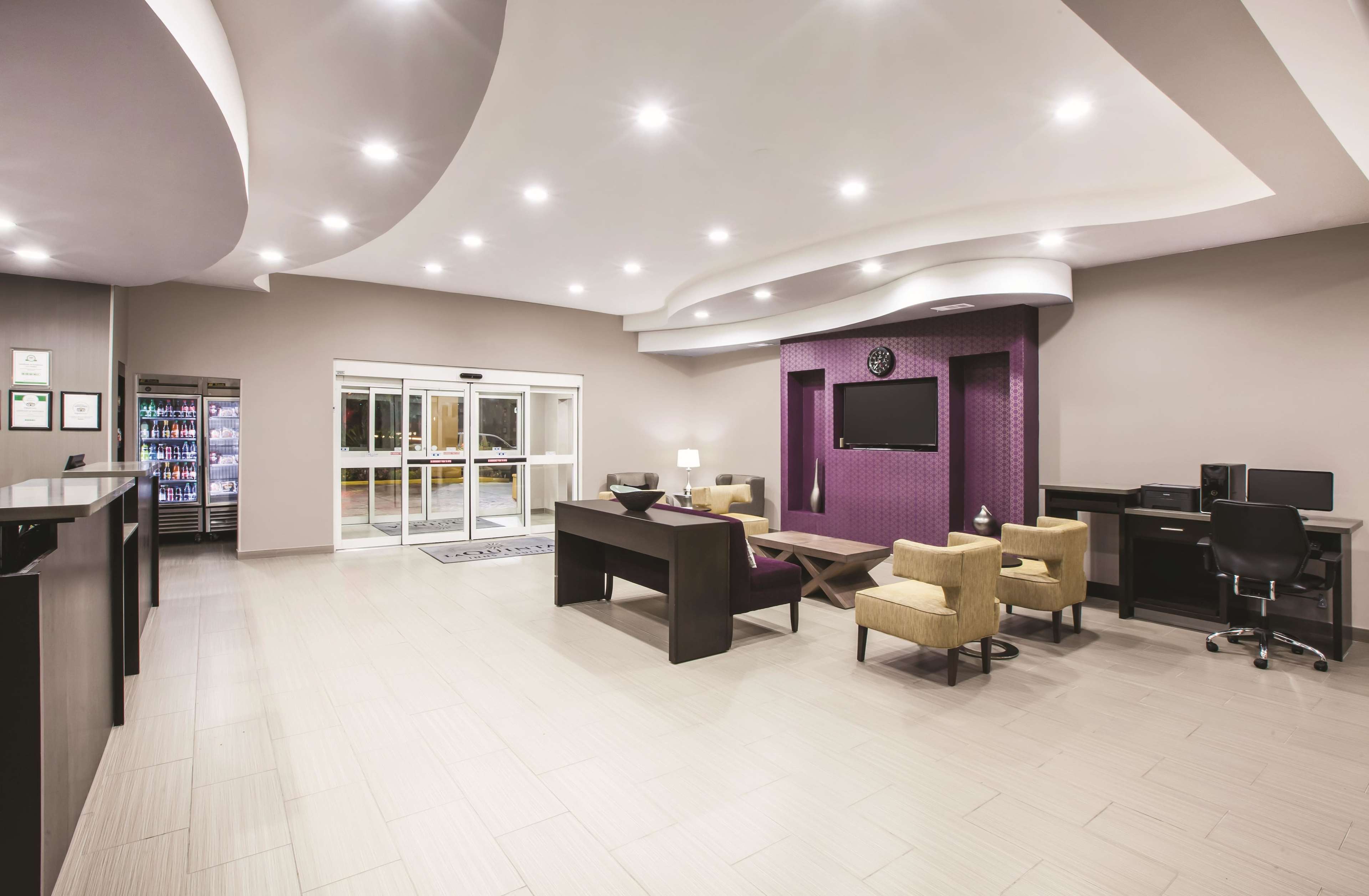 La Quinta Inn & Suites by Wyndham Baton Rouge Denham Springs