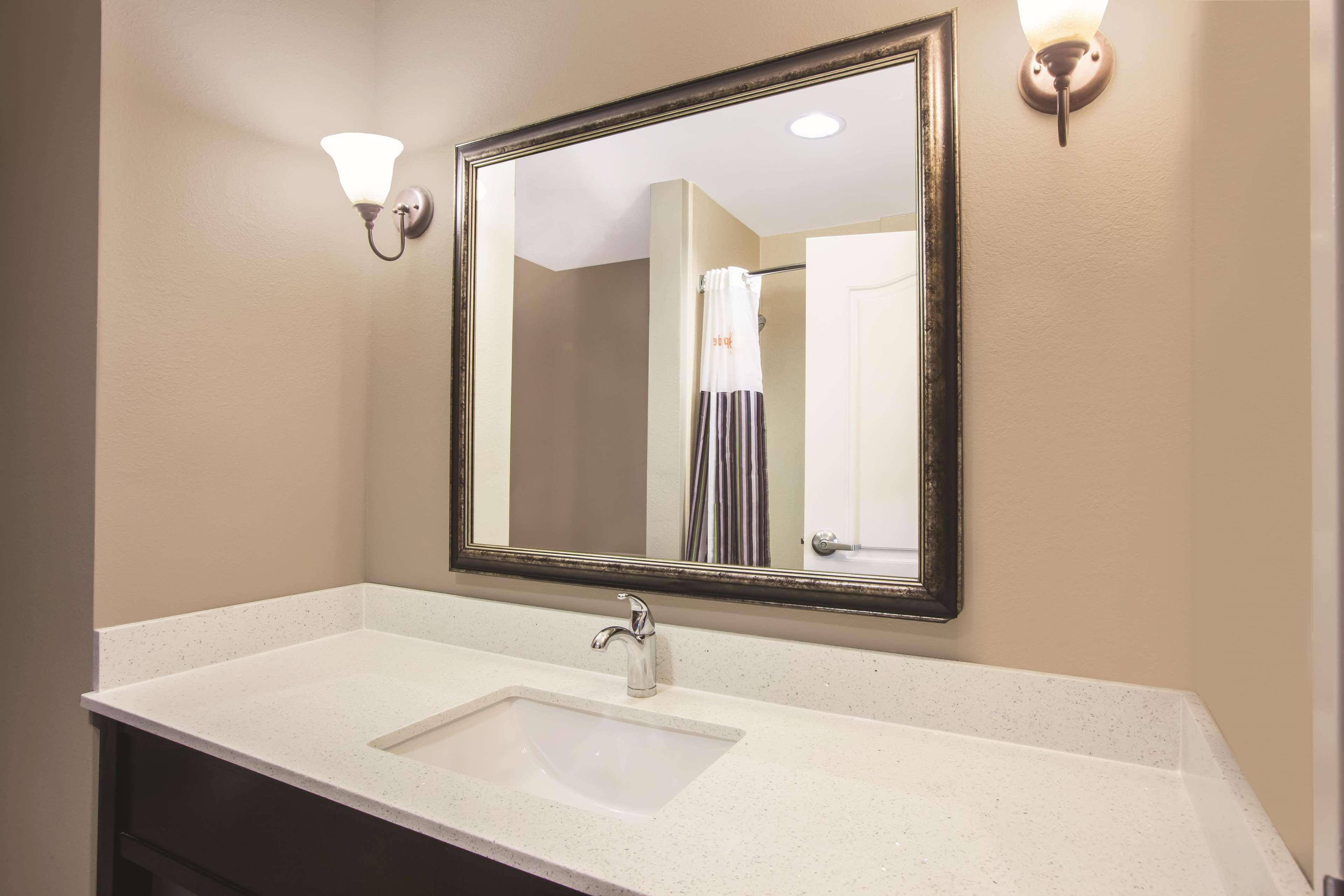 La Quinta Inn & Suites by Wyndham Baton Rouge Denham Springs