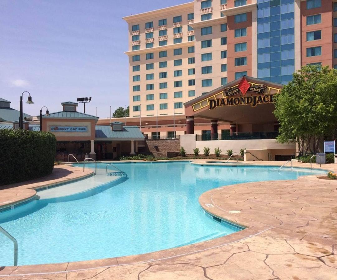 DiamondJacks Casino & Hotel
