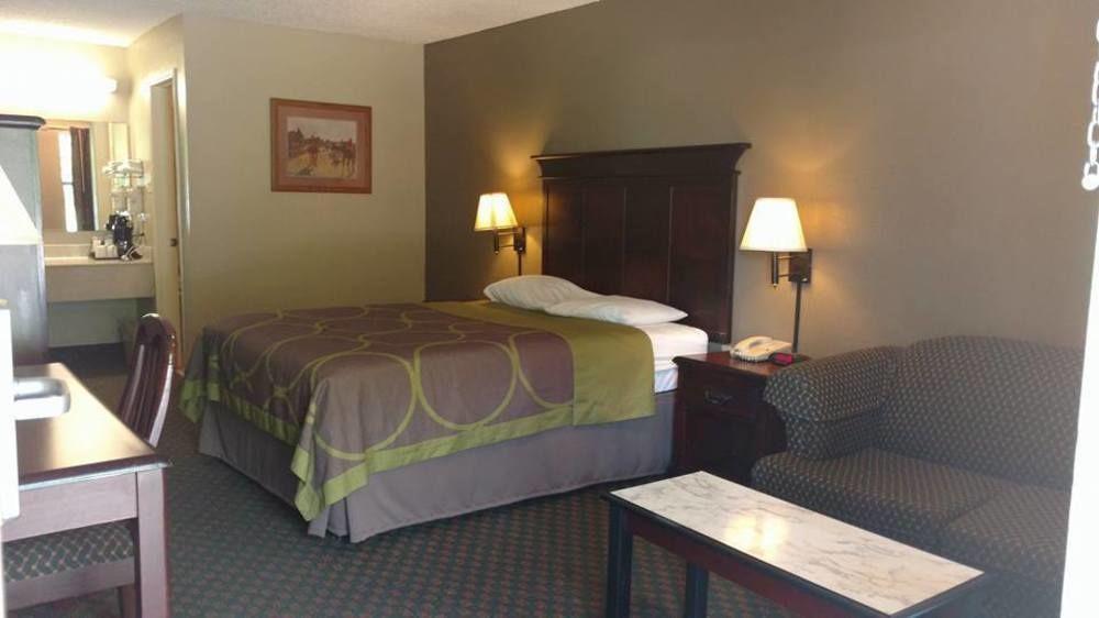 Super 8 by Wyndham Bossier City/Shreveport Area