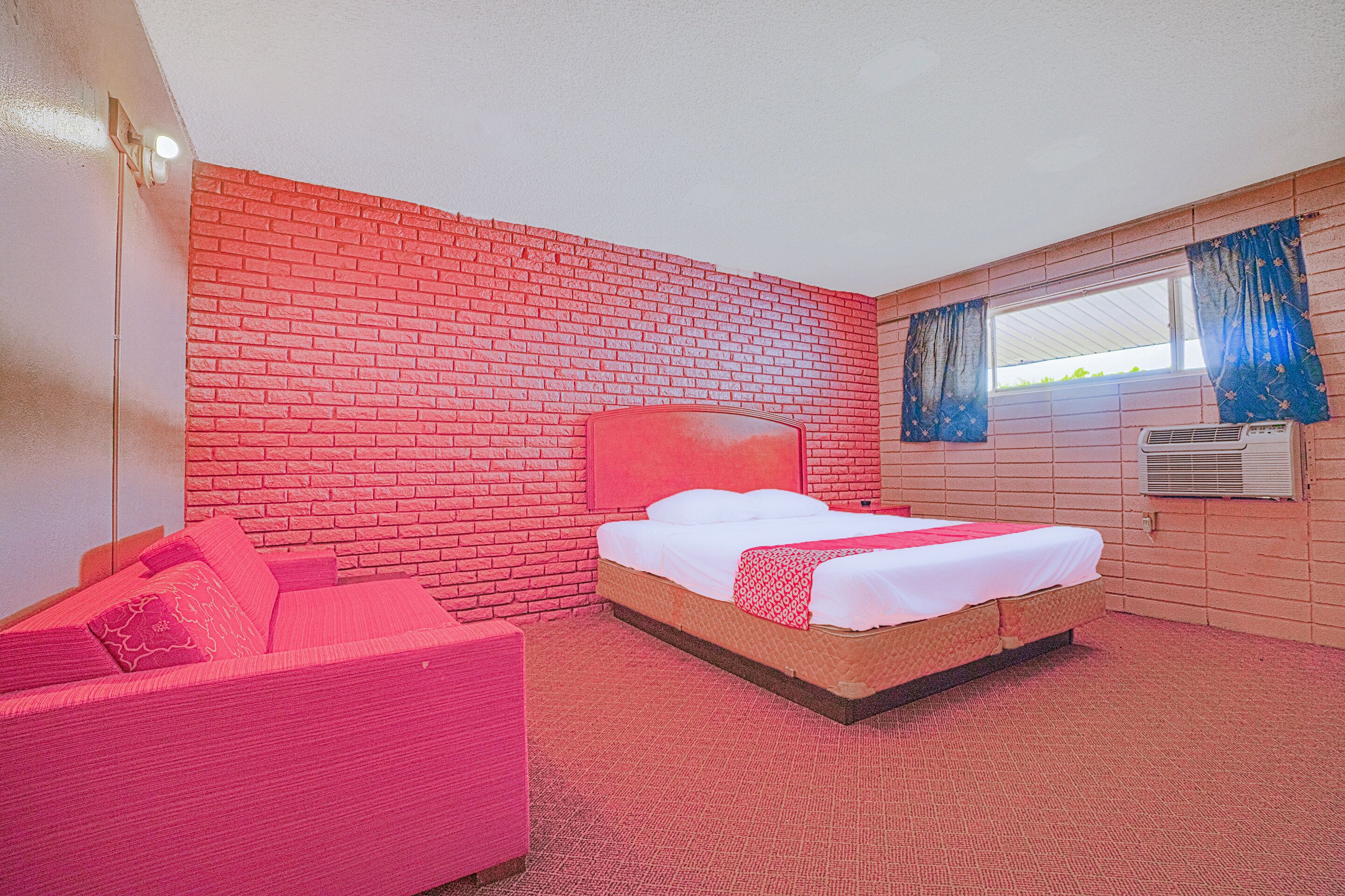 Town & Country Motel Bossier City by OYO