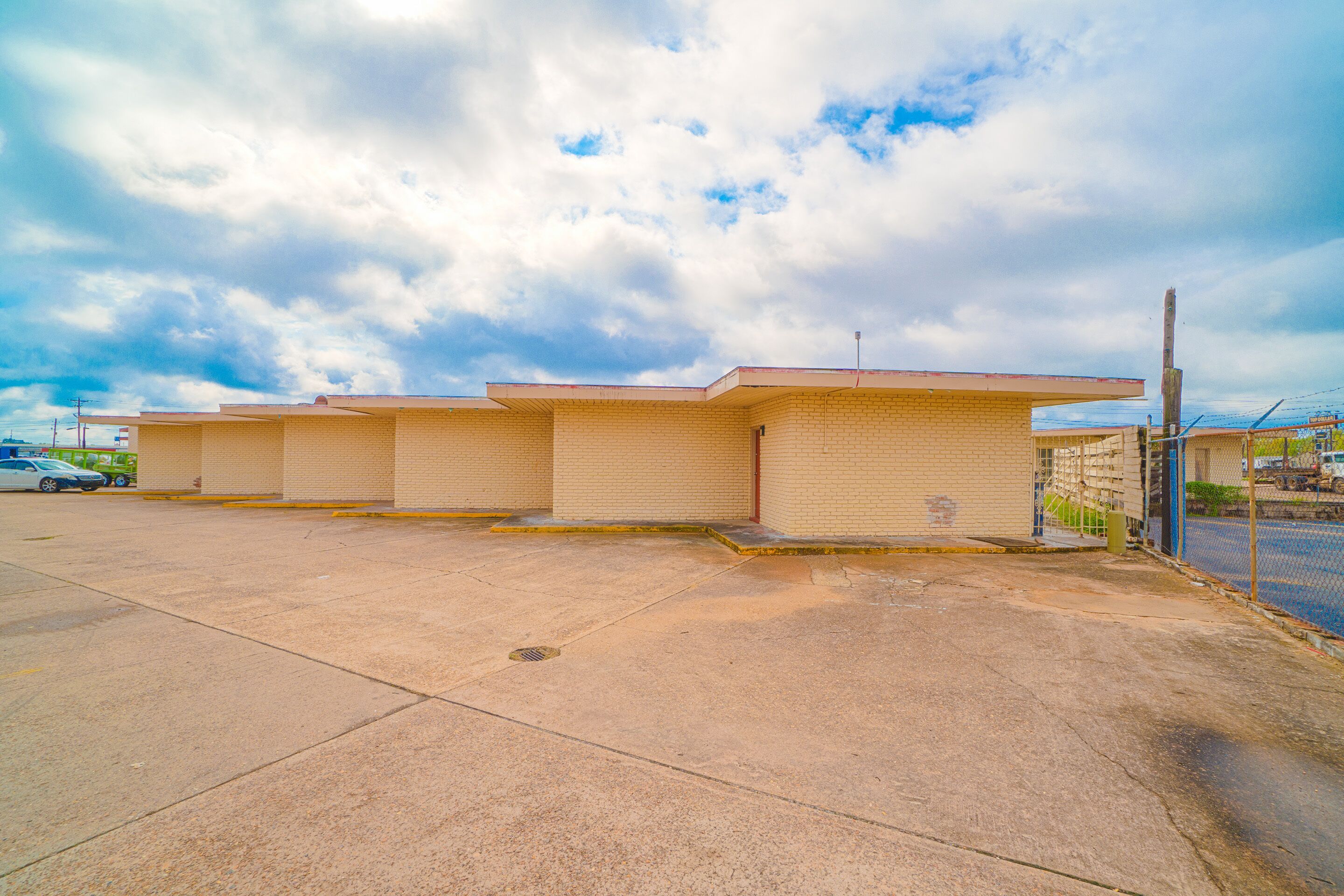 Town & Country Motel Bossier City by OYO