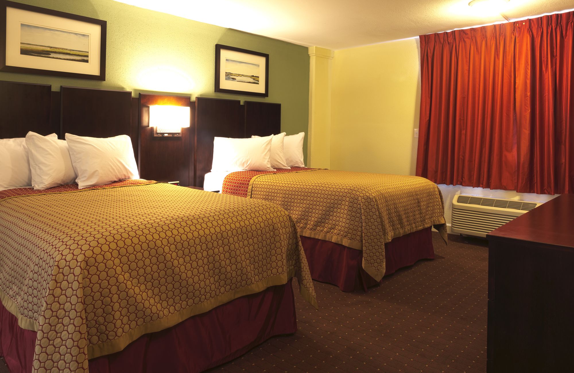 Marina Inn & Suites Chalmette - New Orleans