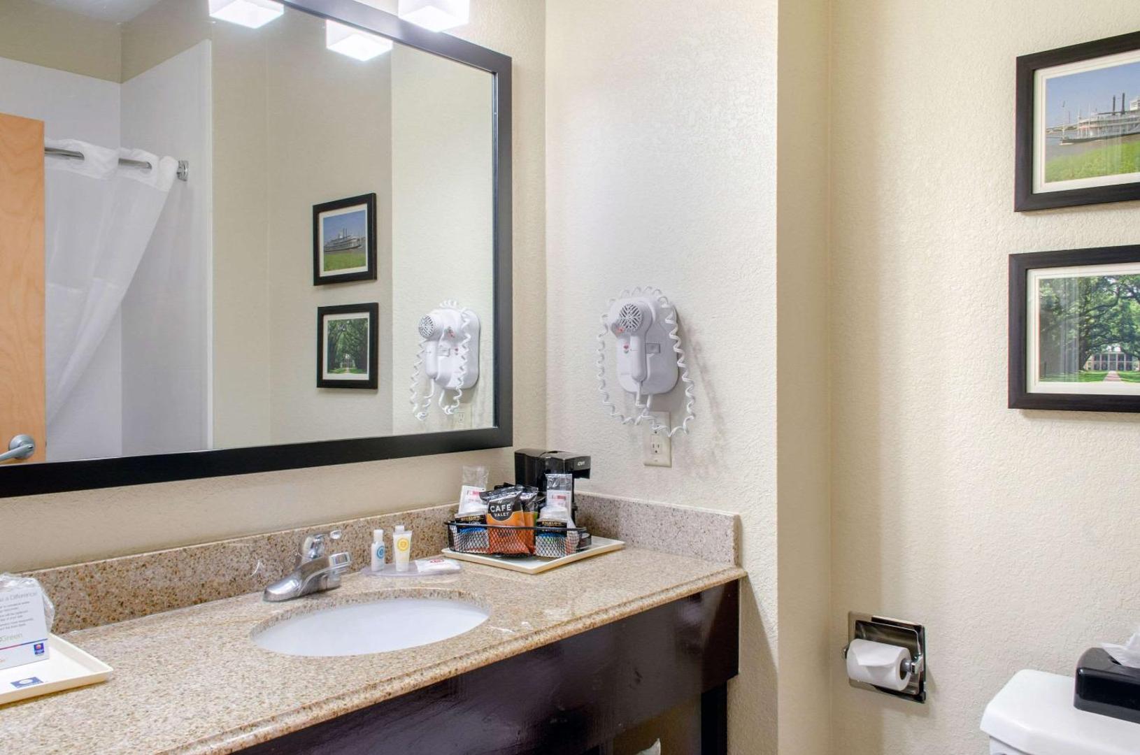Comfort Inn & Suites Covington - Mandeville