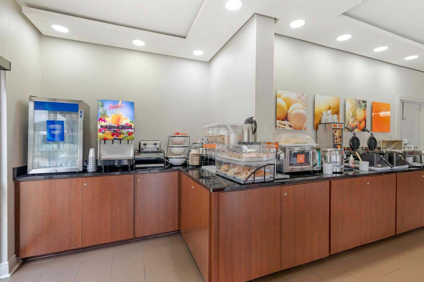 Comfort Inn & Suites Covington - Mandeville