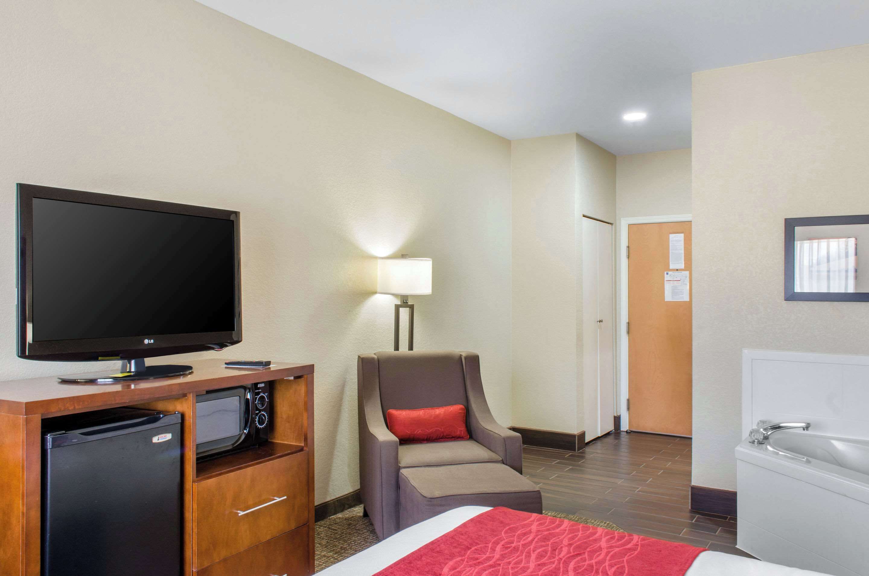 Comfort Inn & Suites Covington - Mandeville