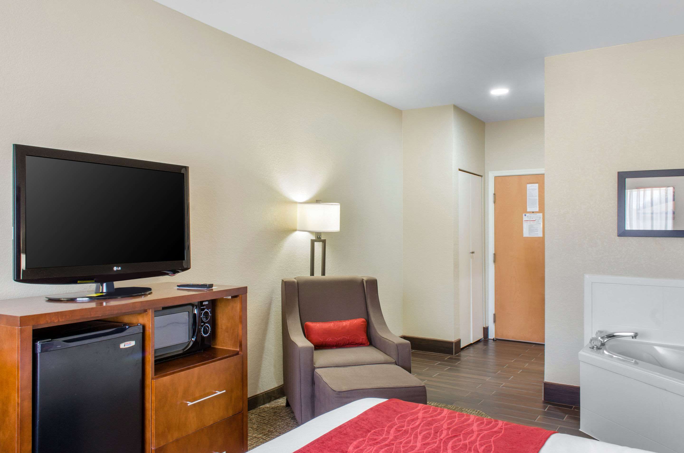 Comfort Inn & Suites Covington - Mandeville